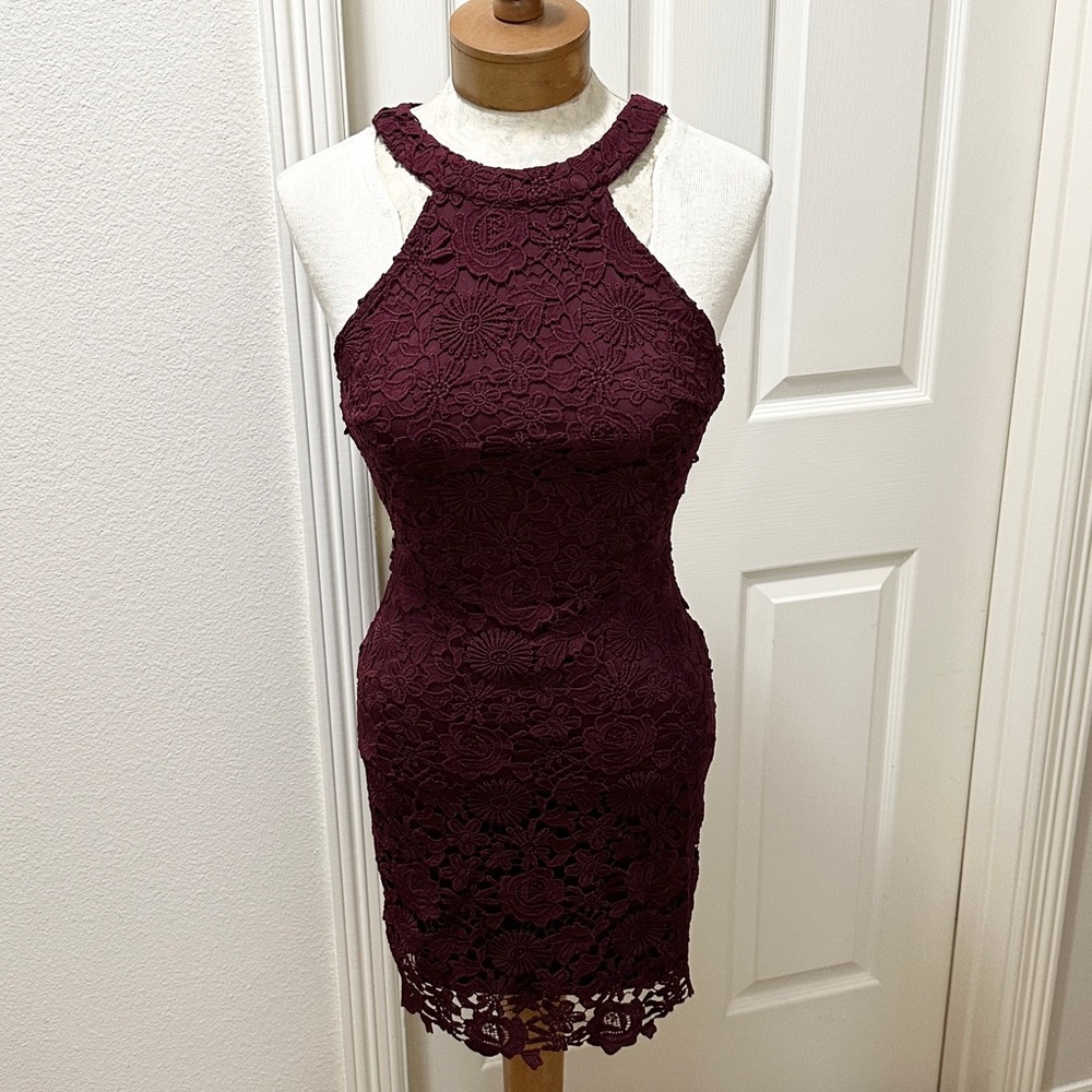 Lulus Elegant Burgundy Floral Lace Halter Mini Dress, Fully Lined - XS